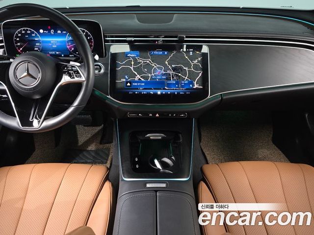 Mercedes-Benz E-Class 2025 — фото 10
