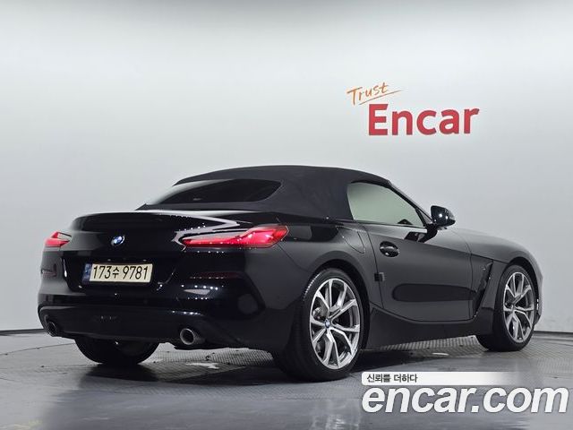 BMW Z4 2022 — фото 2