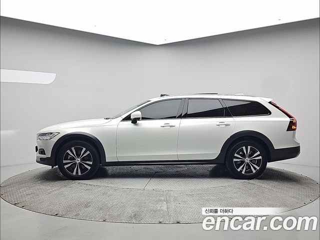 Volvo V90 2025 — фото 4