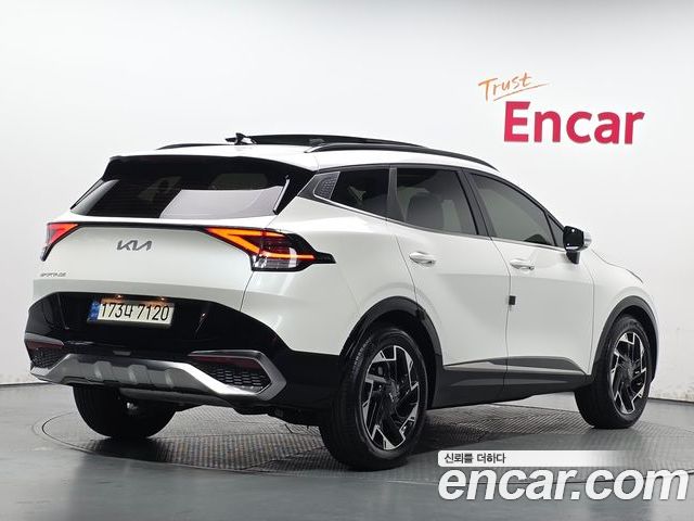 Kia Sportage 2022 — фото 2