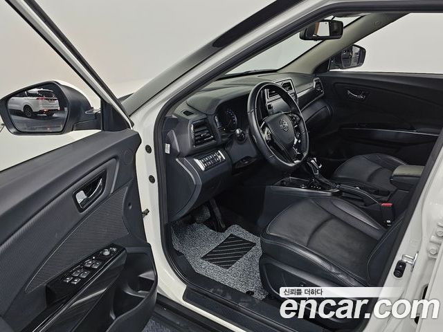 SsangYong Tivoli 2022 — фото 10