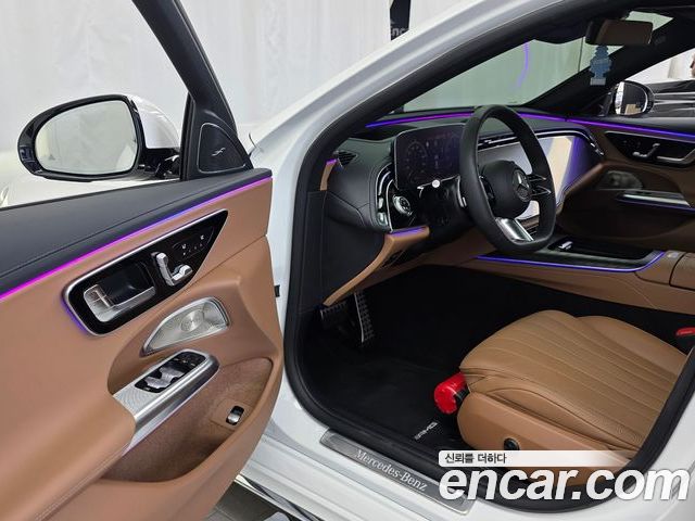 Mercedes-Benz E-Class 2025 — фото 10