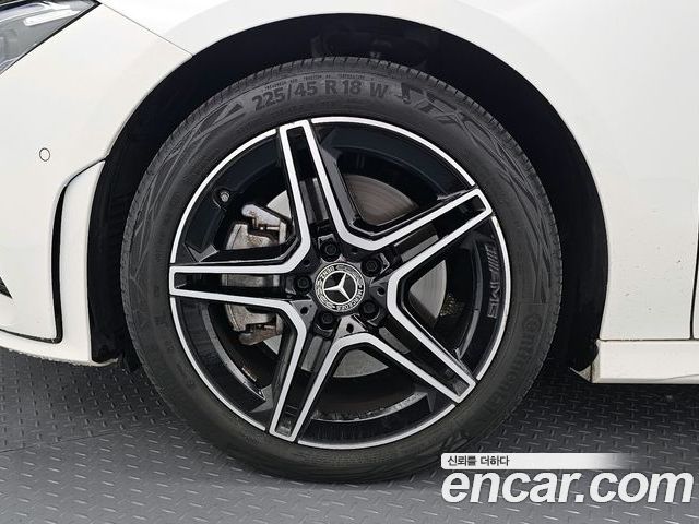 Mercedes-Benz CLA 2022 — фото 5