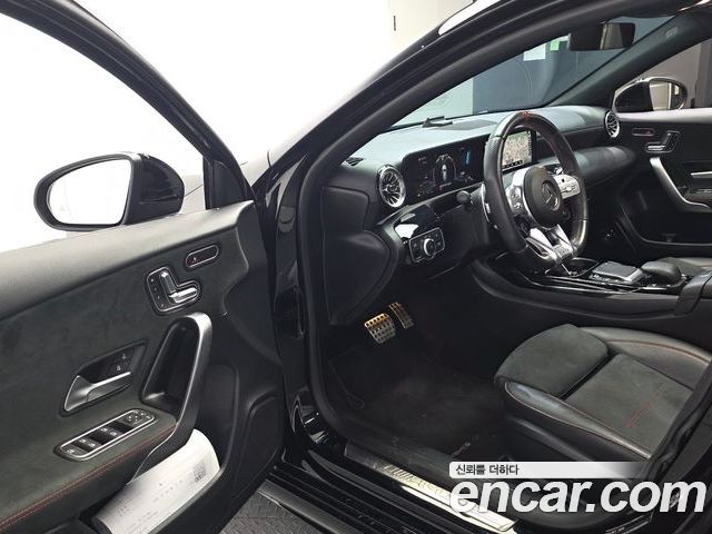 Mercedes-Benz A-Class 2022 — фото 10
