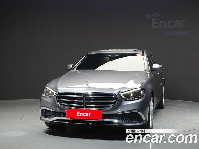 Mercedes-Benz E-Class 2022 — фото 3