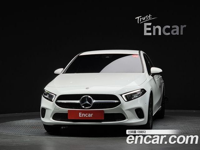 Mercedes-Benz A-Class 2022 — фото 3
