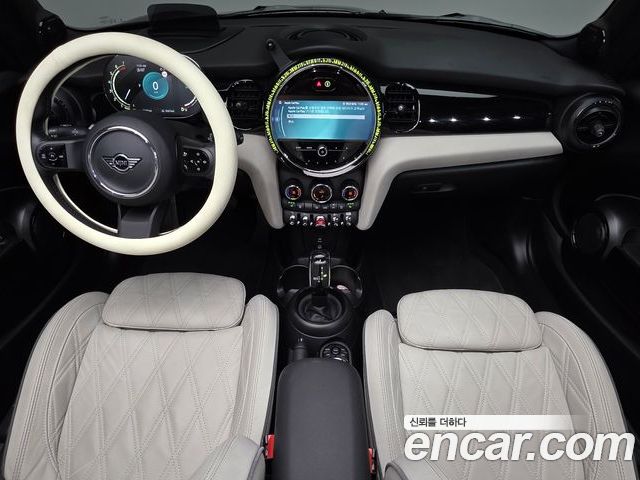 MINI Cooper Convertible 2023 — фото 10