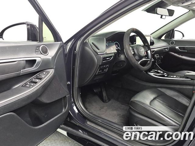 Hyundai Sonata 2023 — фото 10
