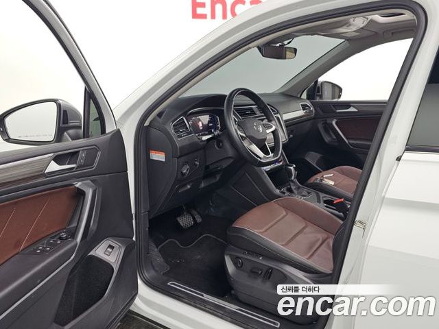 Volkswagen Tiguan 2023 — фото 10