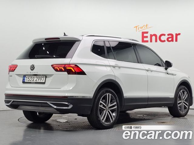 Volkswagen Tiguan 2023 — фото 2