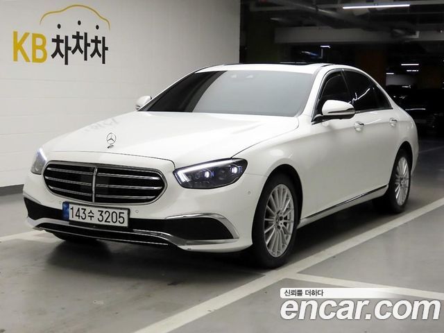 Mercedes-Benz E-Class 2023 — фото 2