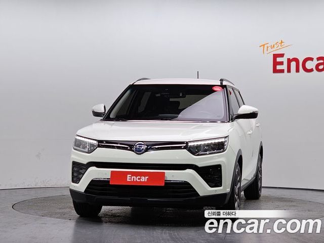 SsangYong Tivoli 2022 — фото 3