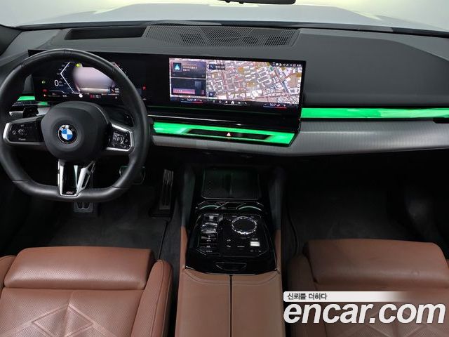 BMW 5 Series 2024 — фото 10