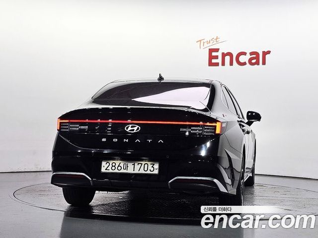 Hyundai Sonata 2024 — фото 4