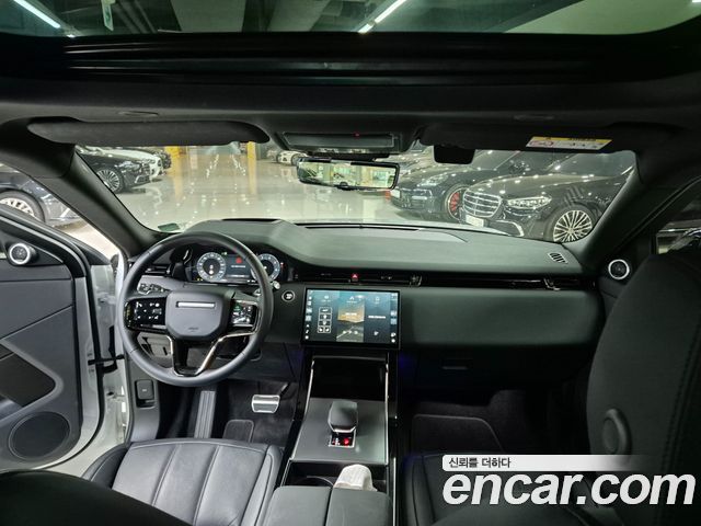 Land Rover Range Rover Evoque 2025 — фото 6