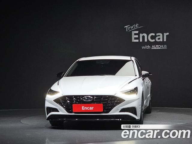 Hyundai Sonata 2022 — фото 3