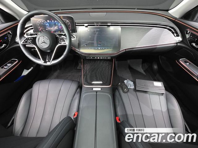 Mercedes-Benz E-Class 2025 — фото 10