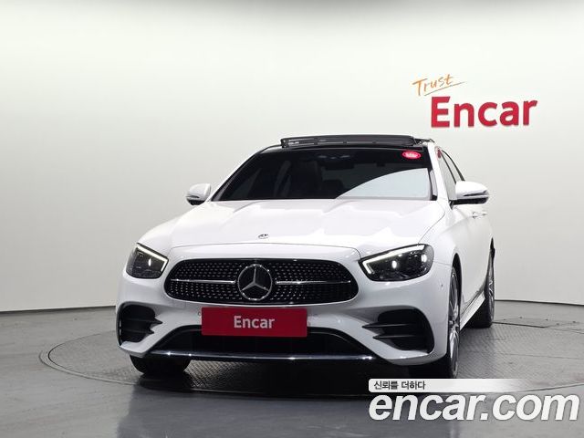 Mercedes-Benz E-Class 2022 — фото 3
