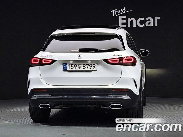 Mercedes-Benz GLA 2022 — фото 4