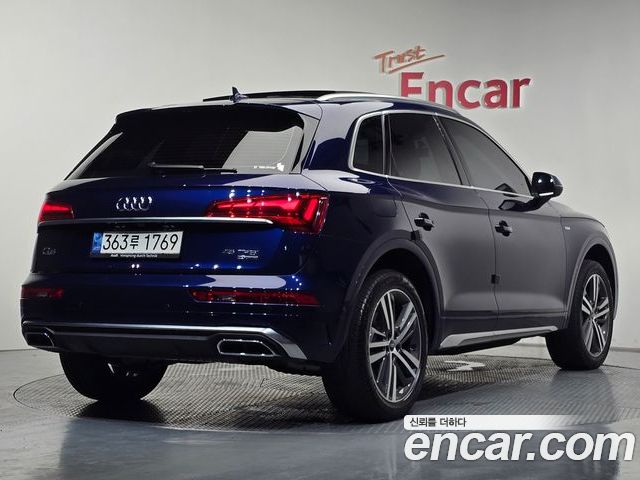 Audi Q5 2022 — фото 2