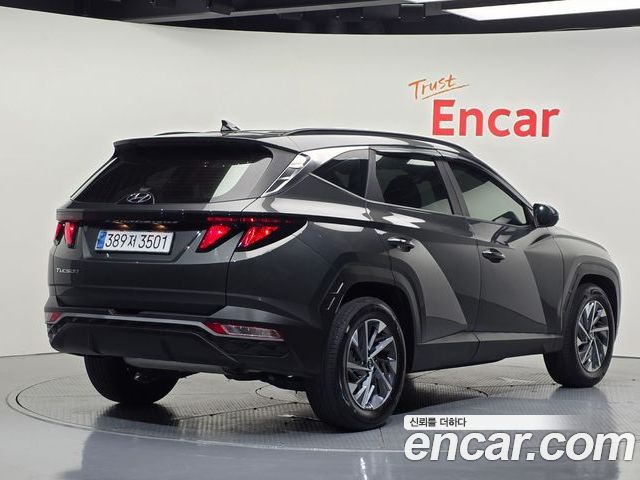 Hyundai Tucson 2023 — фото 2