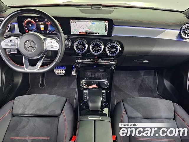 Mercedes-Benz CLA 2023 — фото 7