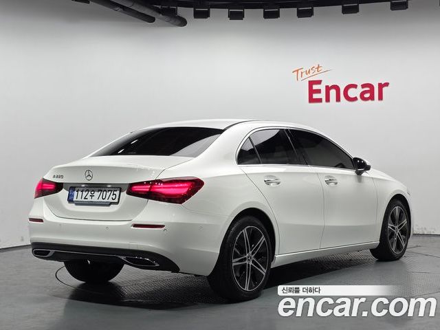 Mercedes-Benz A-Class 2024 — фото 2