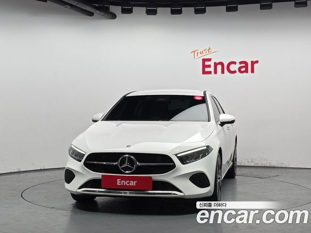 Mercedes-Benz A-Class 2024 — фото 3