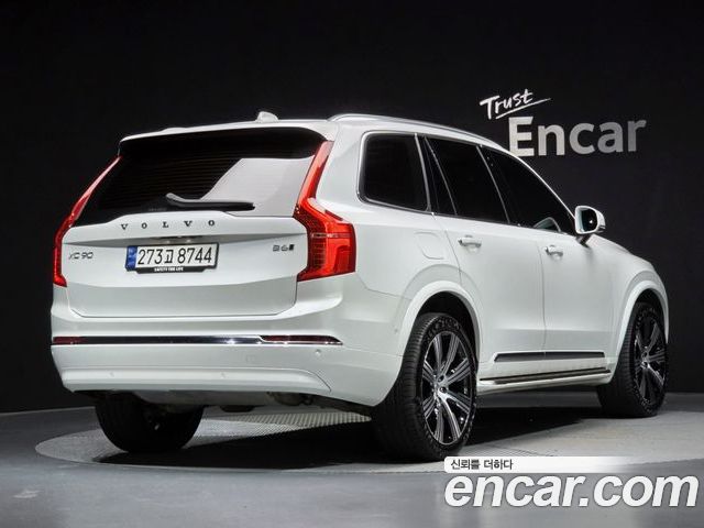 Volvo XC90 2023 — фото 2