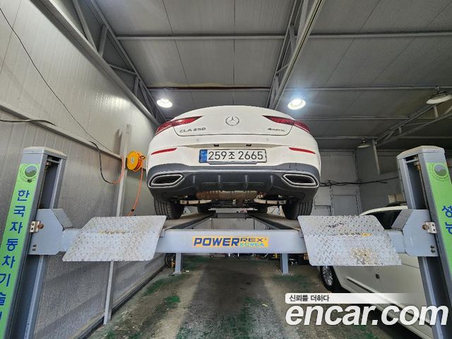 Mercedes-Benz CLA 2023 — фото 2