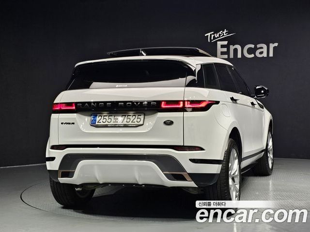 Land Rover Range Rover Evoque 2023 — фото 4