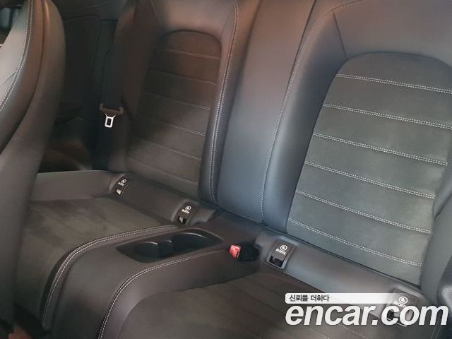 Mercedes-Benz C-Class 2023 — фото 10
