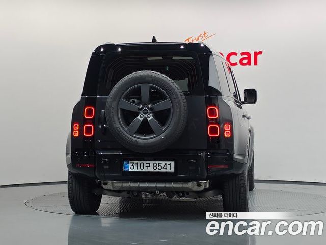 Land Rover Defender 2025 — фото 4