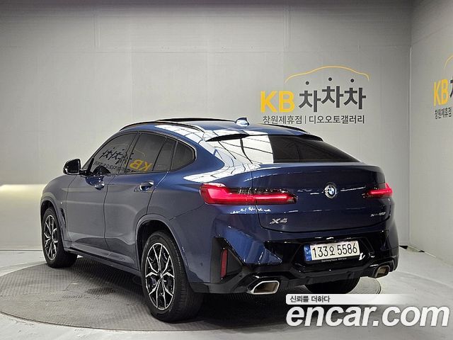 BMW X4 2022 — фото 6