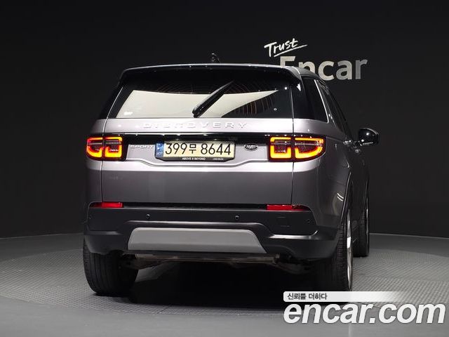 Land Rover Discovery Sport 2021 — фото 4