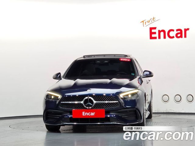 Mercedes-Benz C-Class 2023 — фото 3