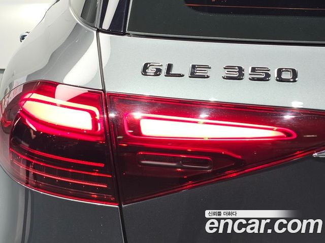 Mercedes-Benz GLE 2025 — фото 9