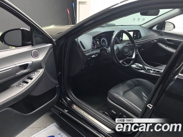 Hyundai Sonata 2023 — фото 10