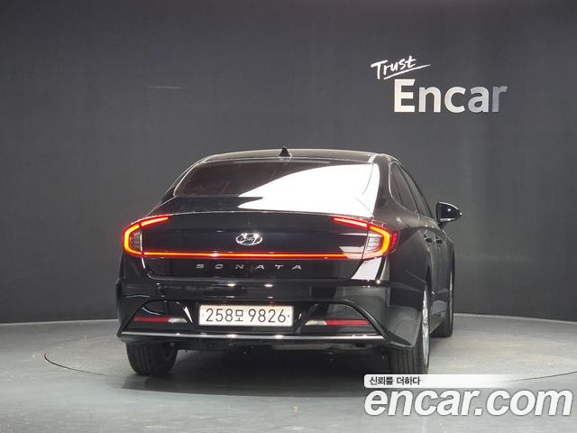 Hyundai Sonata 2023 — фото 4