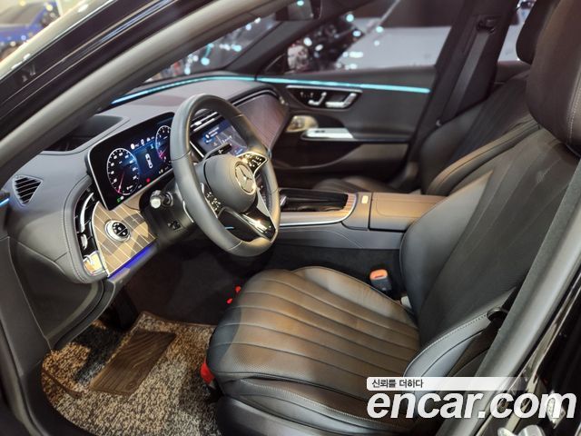 Mercedes-Benz E-Class 2025 — фото 10