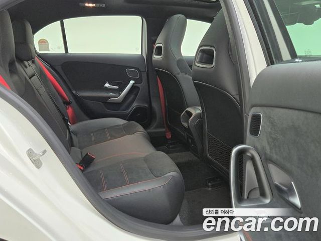Mercedes-Benz A-Class 2025 — фото 10