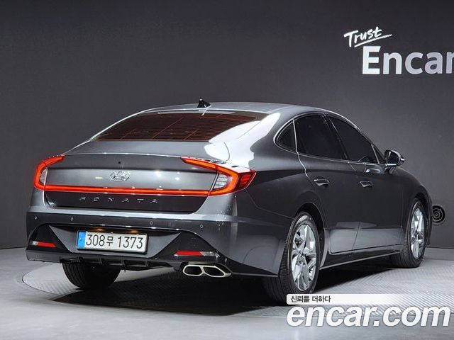 Hyundai Sonata 2023 — фото 2