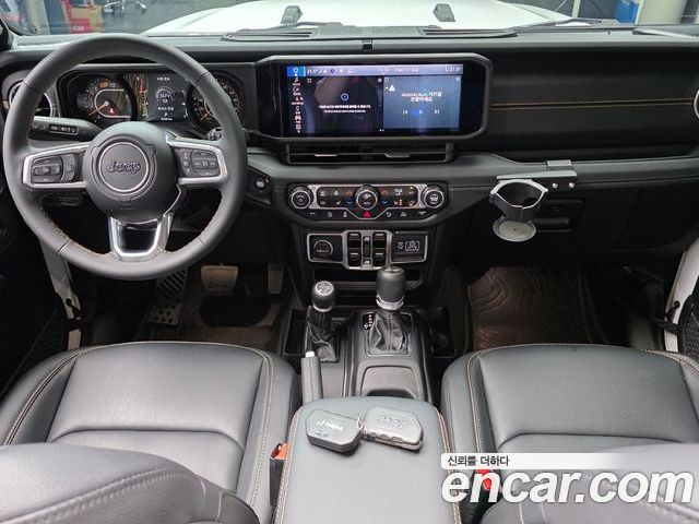 Jeep Wrangler 2024 — фото 10