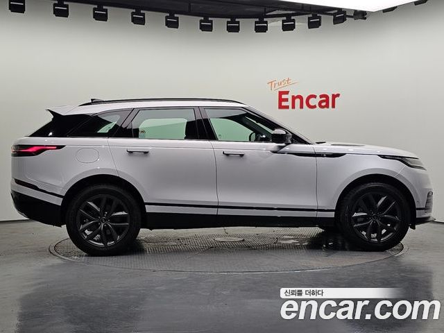 Land Rover Range Rover Velar 2026 — фото 5