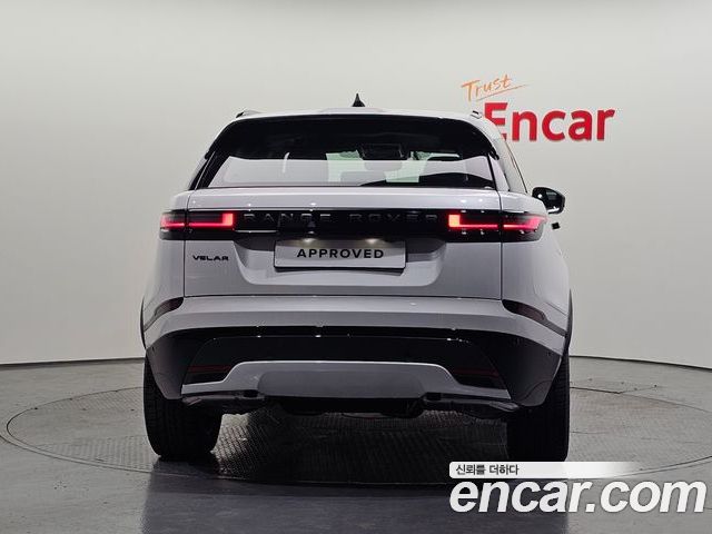 Land Rover Range Rover Velar 2026 — фото 7