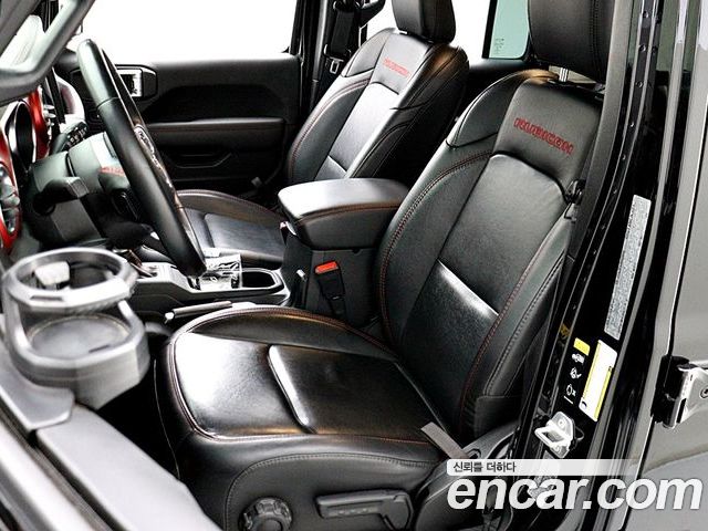 Jeep Wrangler 2022 — фото 8