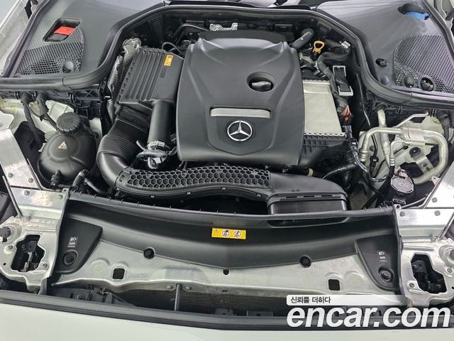 Mercedes-Benz E-Class 2022 — фото 6
