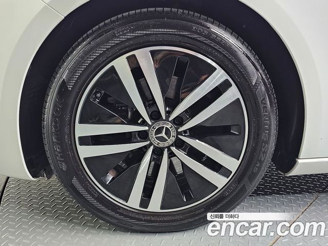 Mercedes-Benz A-Class 2022 — фото 5