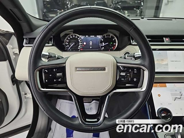 Land Rover Range Rover Velar 2023 — фото 9