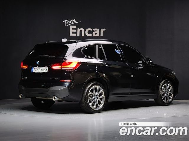 BMW X1 2022 — фото 2